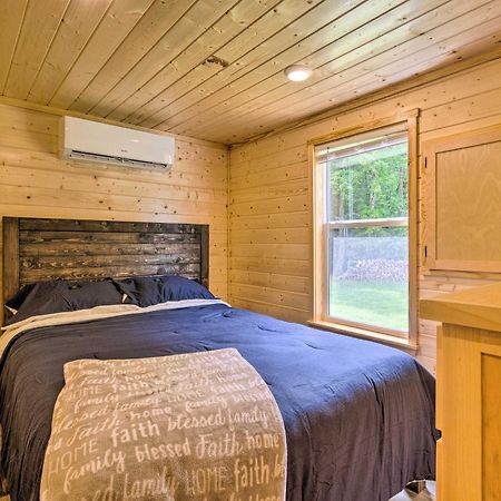 Vila Quaint Mtn Cabin Tiny Living Near Big Adventure Brevard Exteriér fotografie